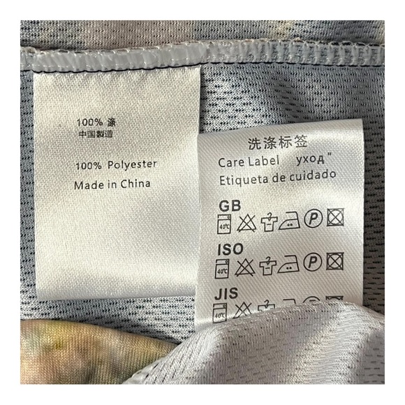 New Western Christian Cross Crucifix T-Shirt Top 2X Sunflower Cowhide - Picture 8 of 8